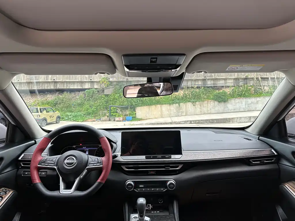 Nissan Teana 2026