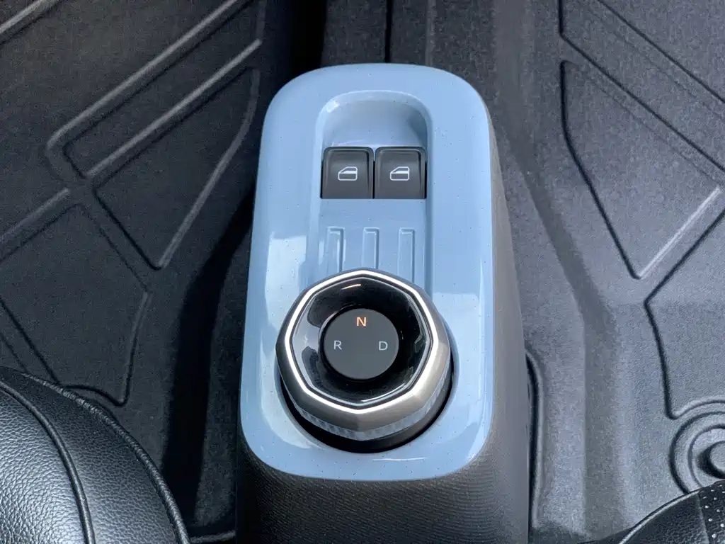 Geely Galaxy Panda 2024 — фото 12