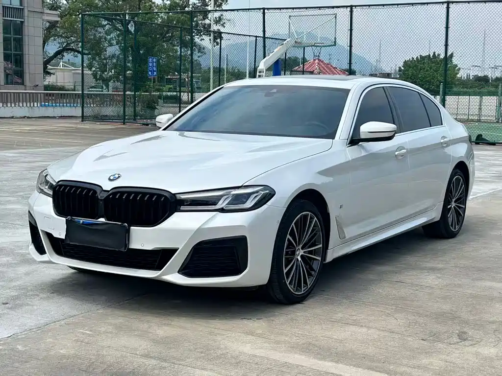 BMW 5 Series 2022