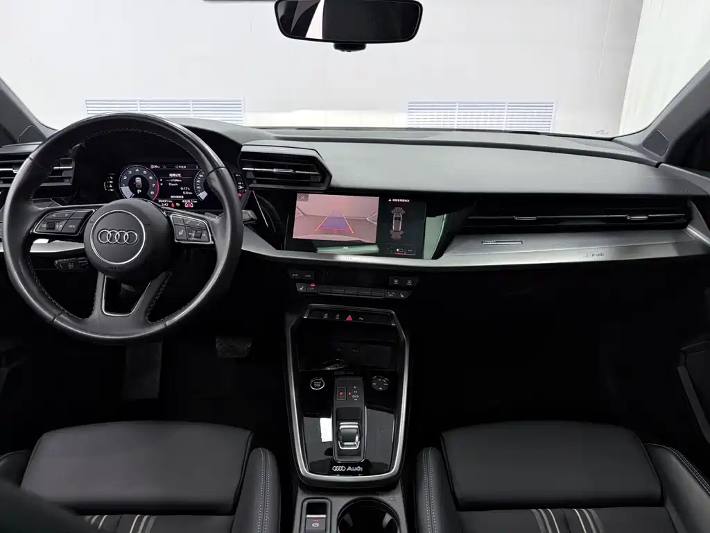 Audi A3 2023 — фото 16