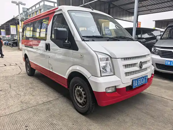 Dongfeng Xiaokang C36 2019