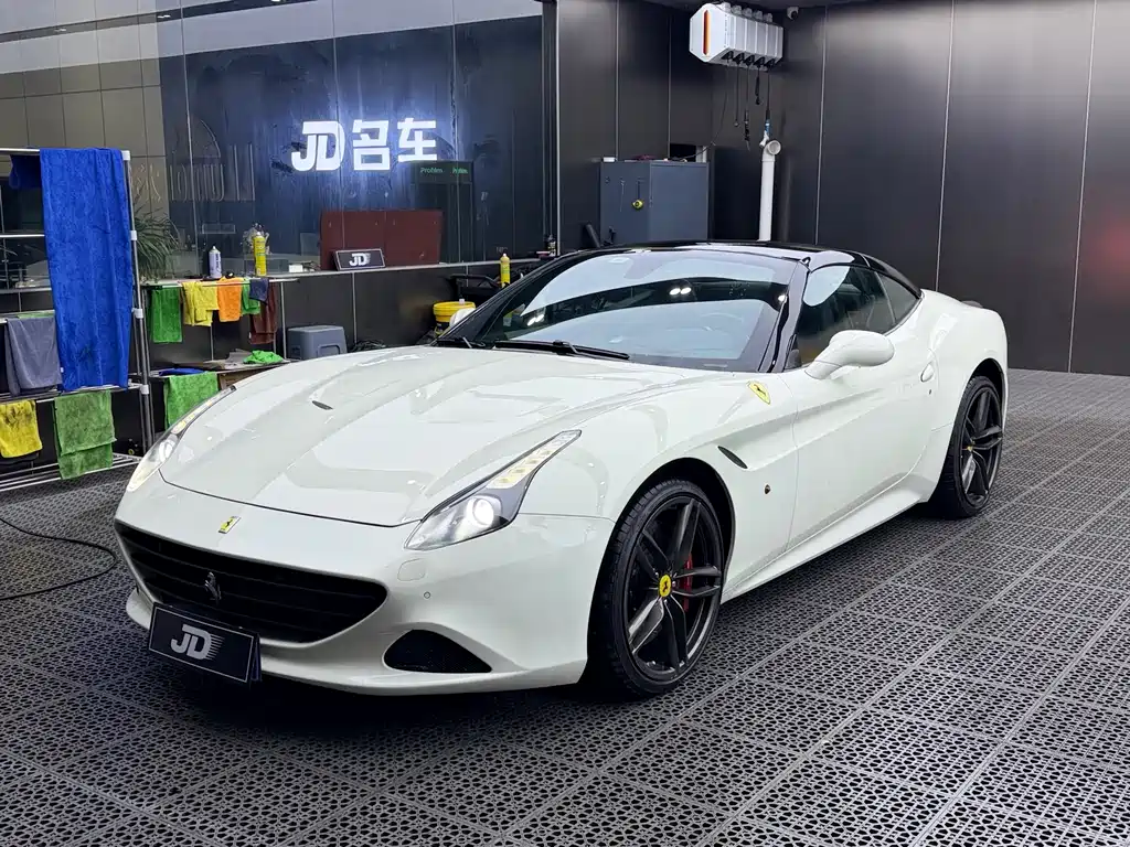 Ferrari California T 2016 — фото 1