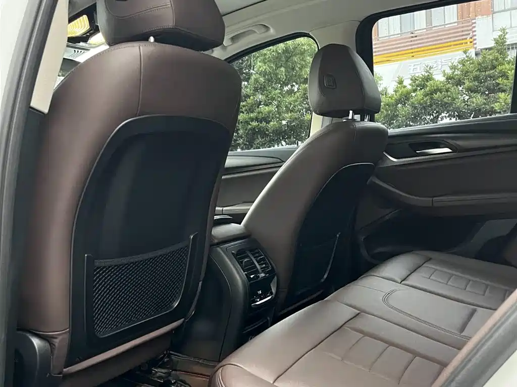 BMW X3 2019 — фото 11