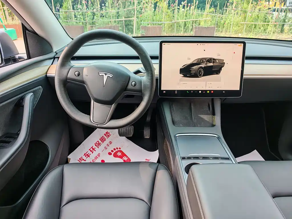 Tesla Model Y 2022 — фото 10