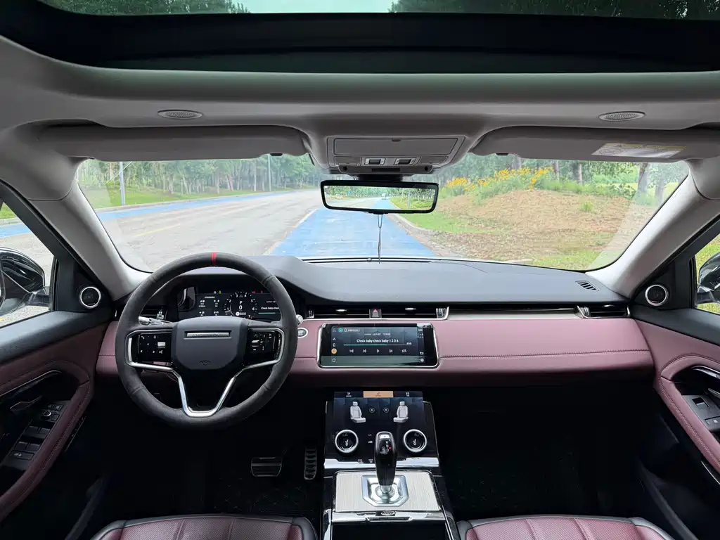 Land Rover Range Rover Evoque 2022 — фото 14