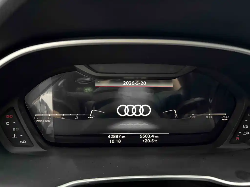 Audi Q3 2022 — фото 10