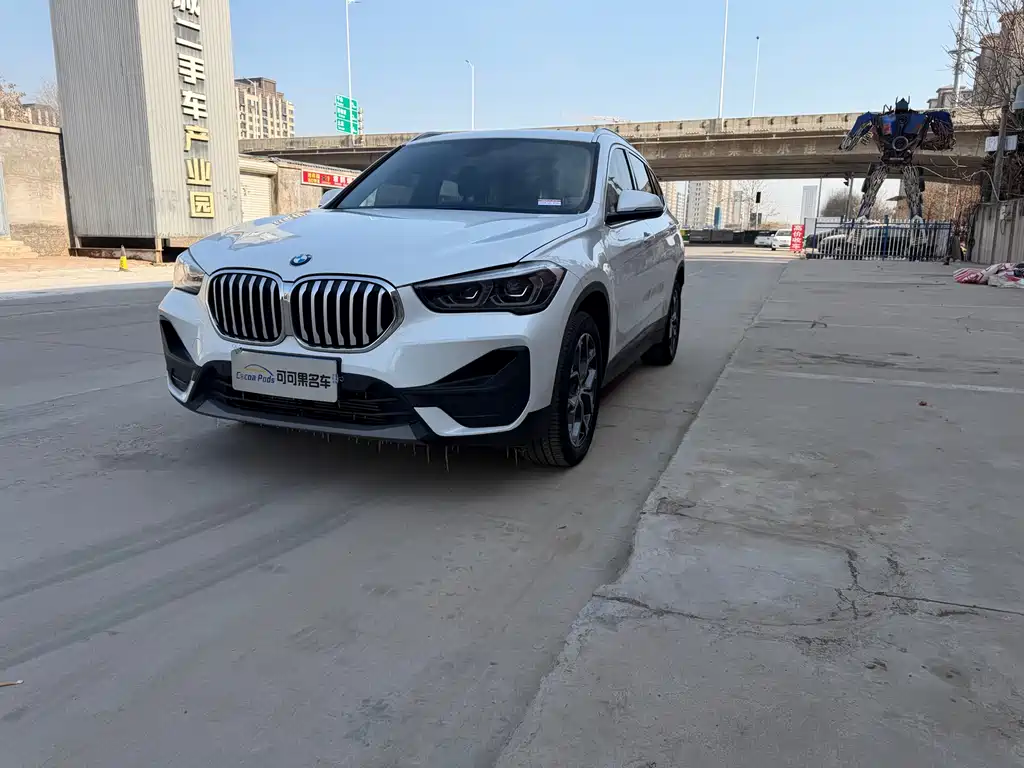 BMW X1 2023 — фото 1