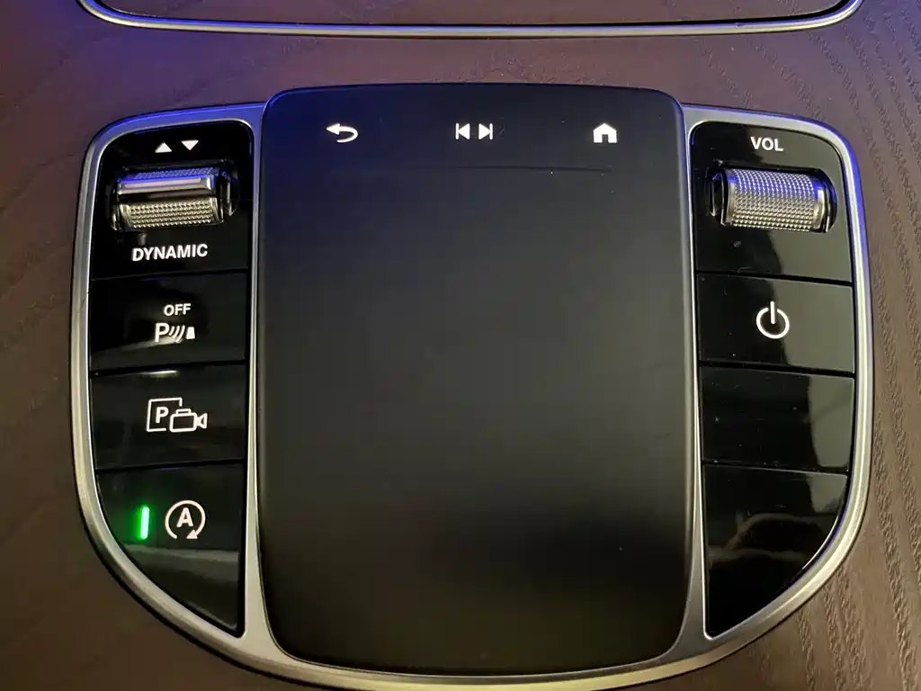 Mercedes-Benz E-Class 2023 — фото 22