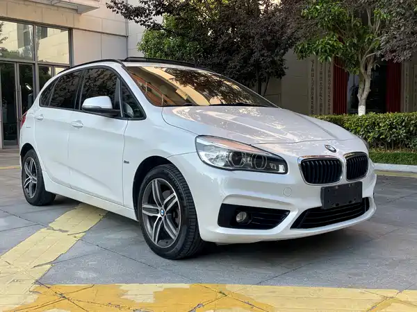 BMW 2 Series Station Wagon 2016