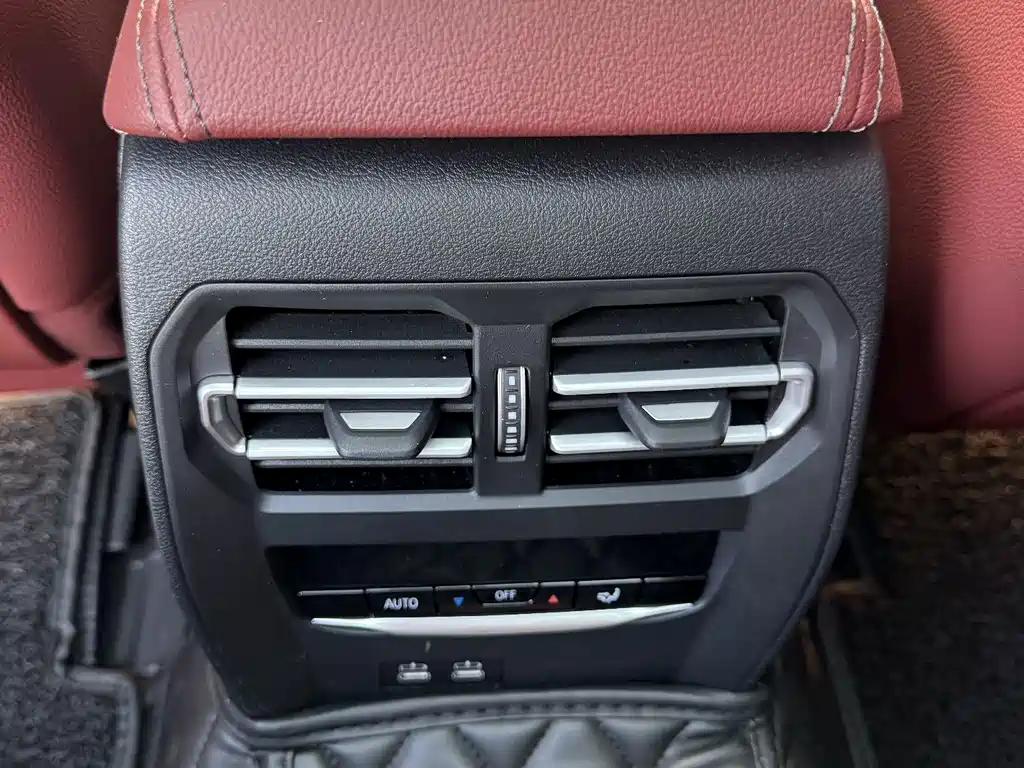 BMW i3 2023 — фото 15