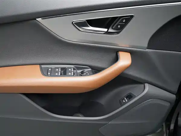 Audi Q8 2021