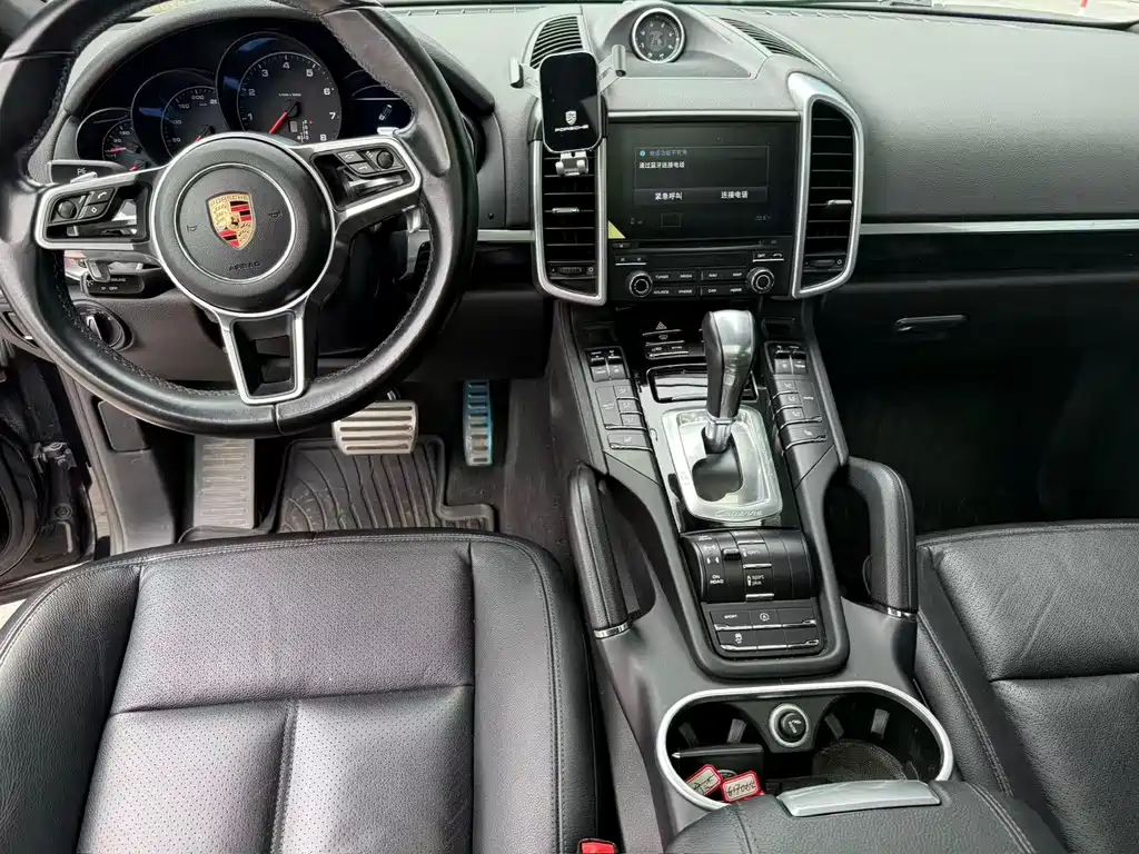 Porsche Cayenne 2017 — фото 4