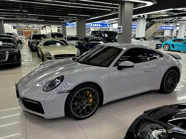 Porsche 911 2022
