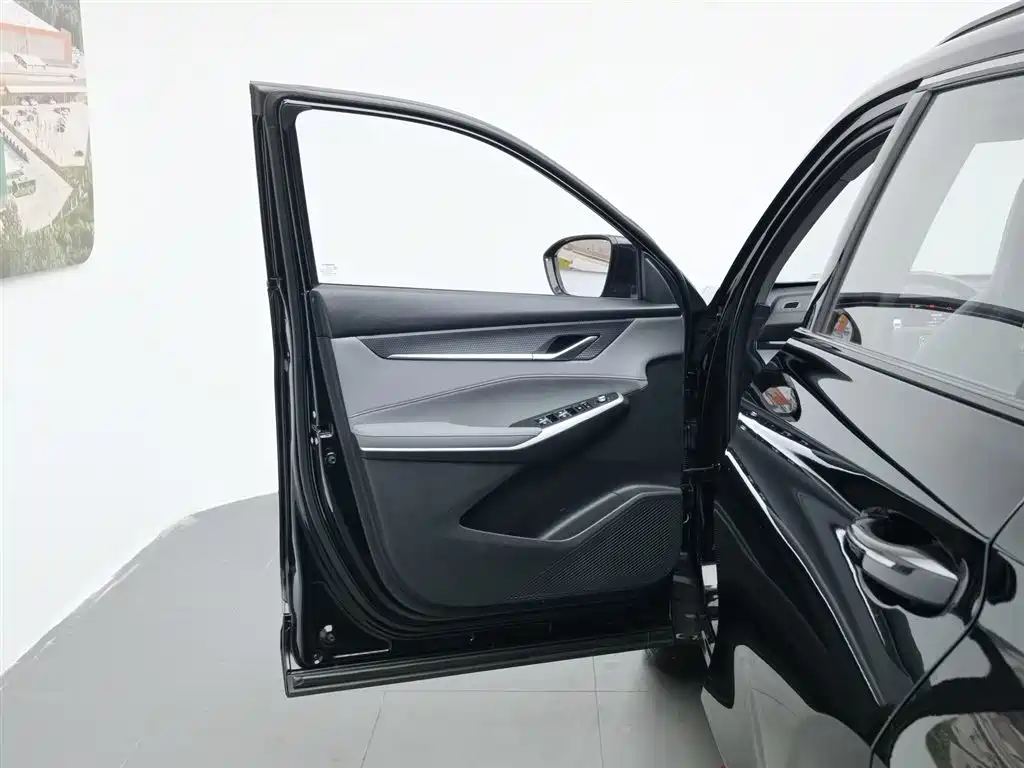 Changan CS75 PLUS 2023 — фото 8
