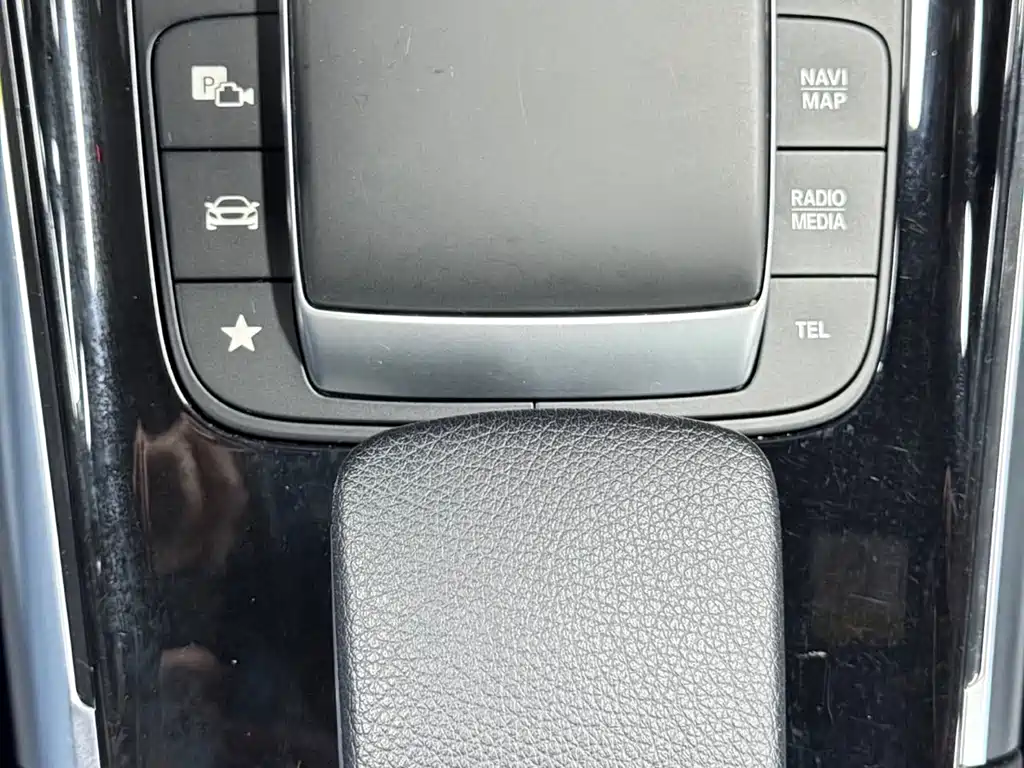 Mercedes-Benz GLA 2022 — фото 10