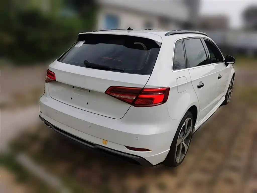 Audi A3 2019 — фото 12