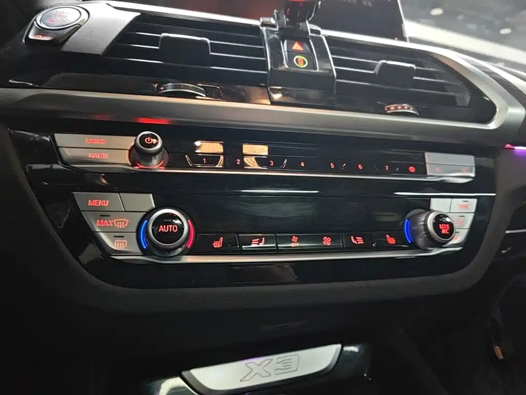 BMW X3 2020 — фото 13