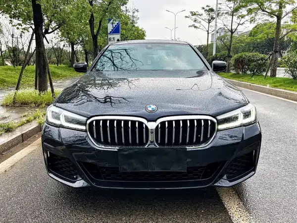 BMW 5 Series 2023