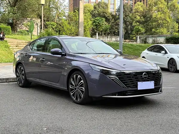 Nissan Teana 2026