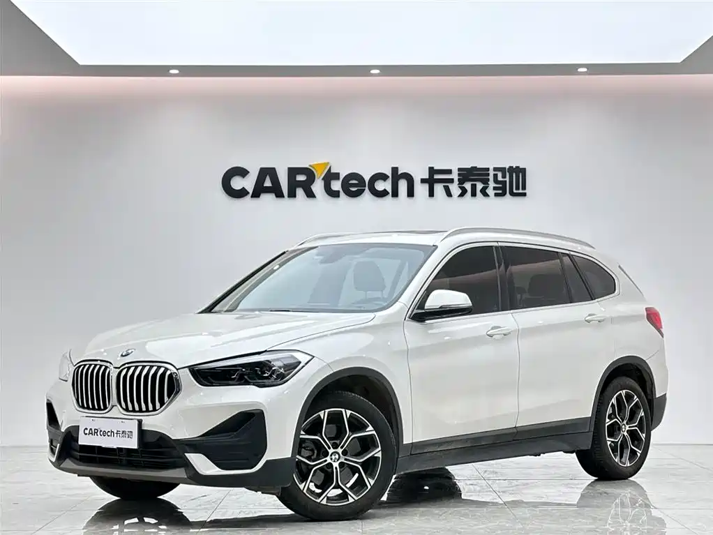 BMW X1 2023 — фото 1