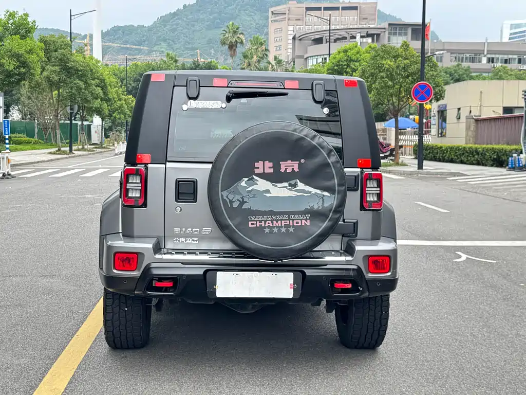 Beijing Off-Road BJ40 2023 — фото 17