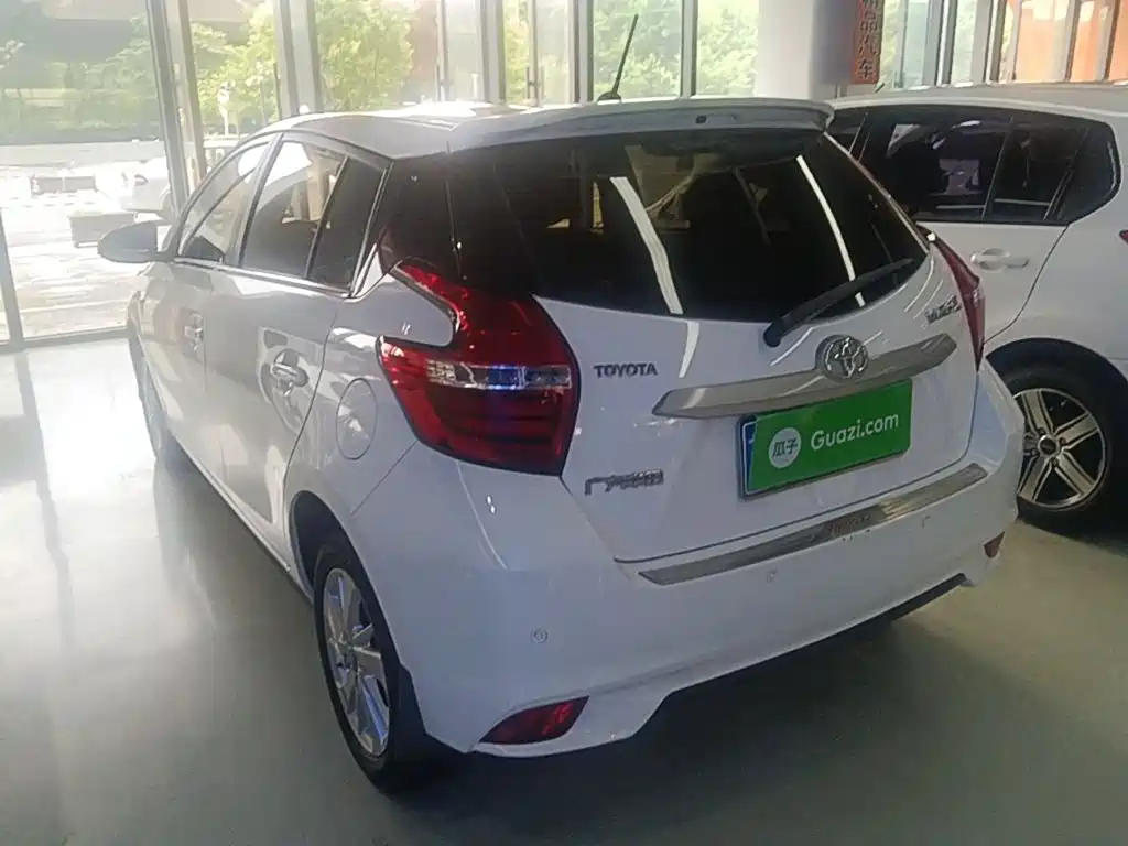 Toyota Yaris L 2016