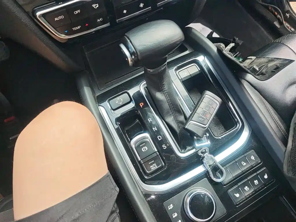 GAC Motor Trumpchi GS8 2018 — фото 14