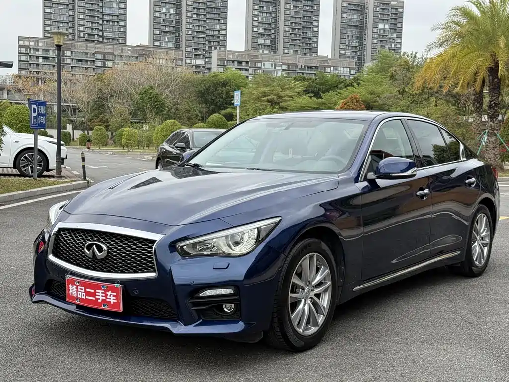 Infiniti Q50L 2016