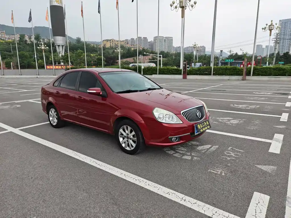 Buick Excelle 2012