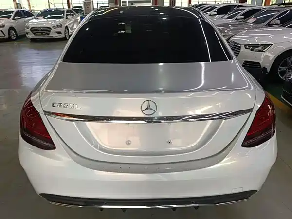 Mercedes-Benz C-Class 2020