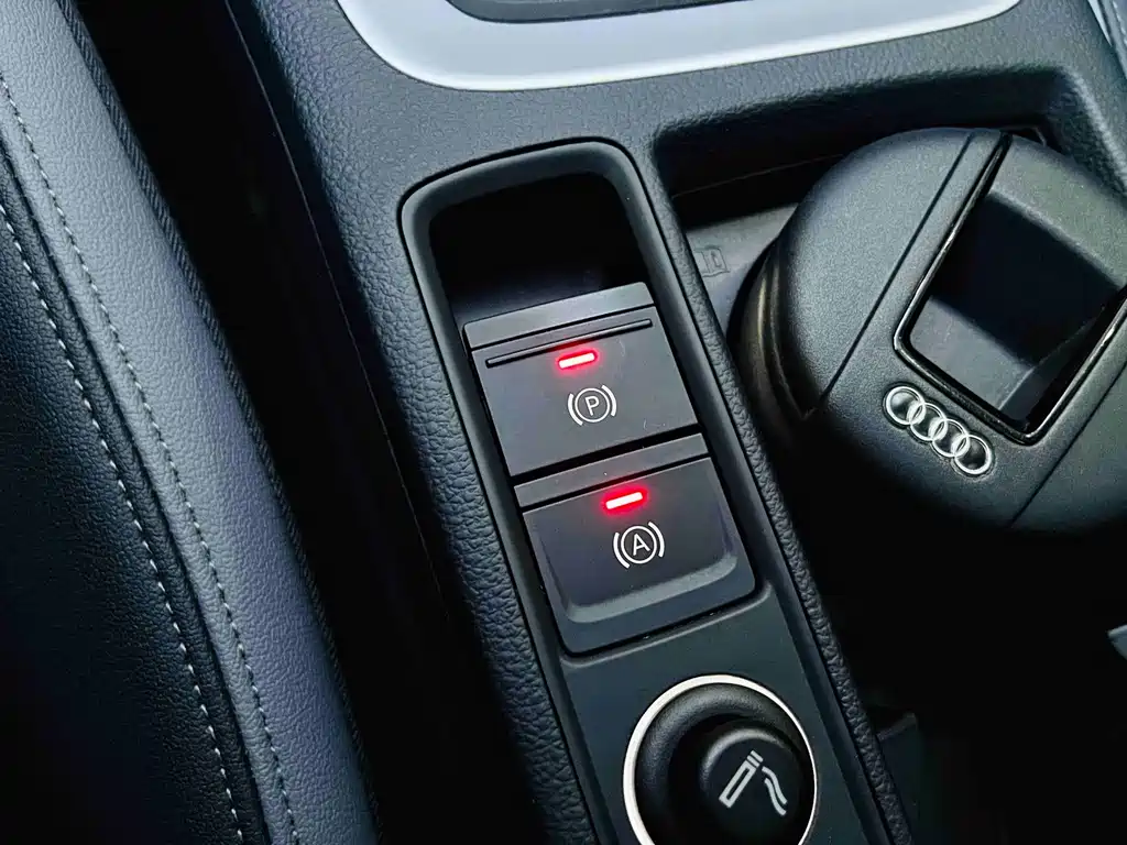 Audi Q3 2021 — фото 17