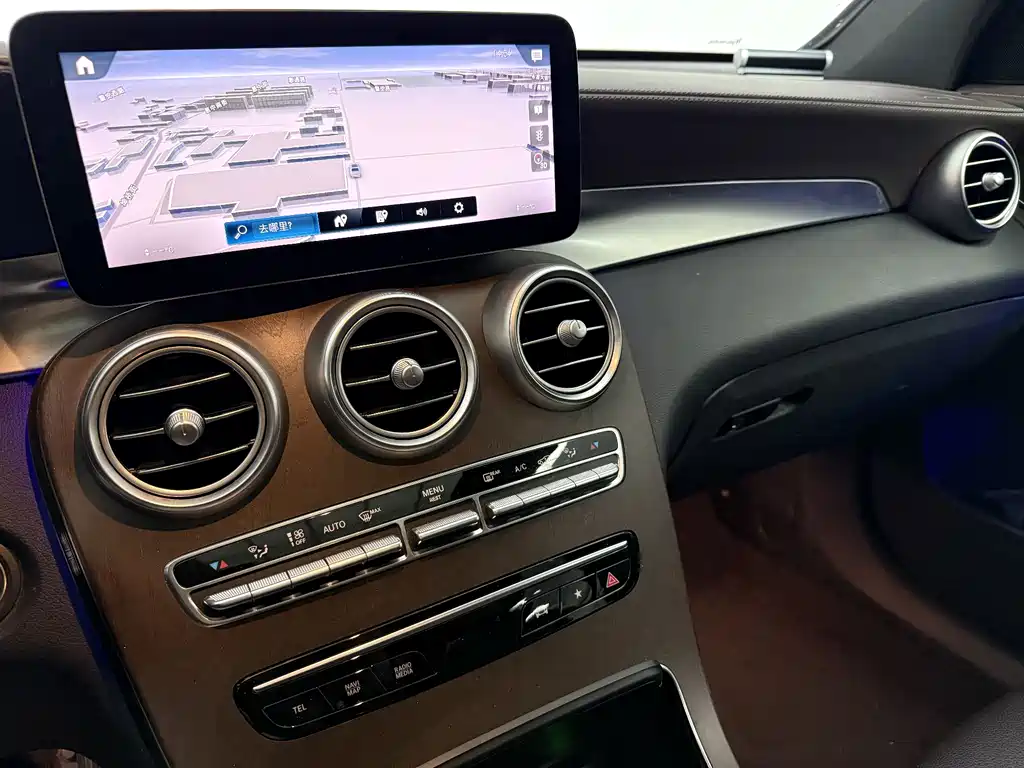 Mercedes-Benz GLC 2022 — фото 10