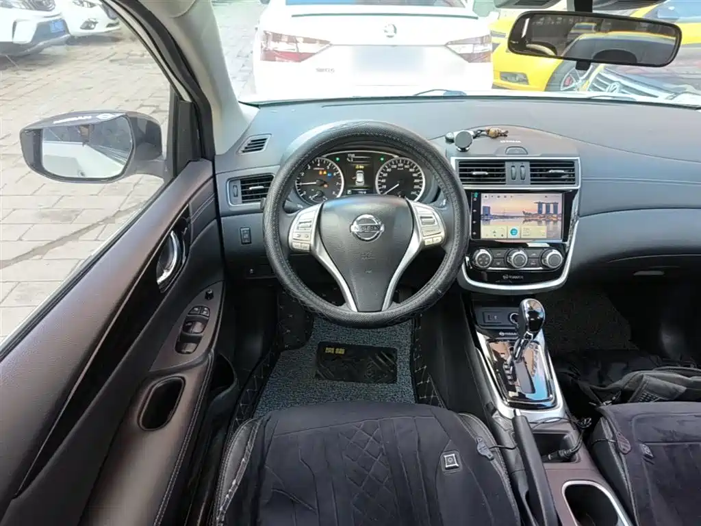 Nissan Tiida 2021 — фото 11