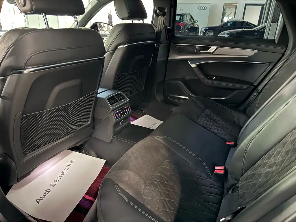 Audi A6L 2020