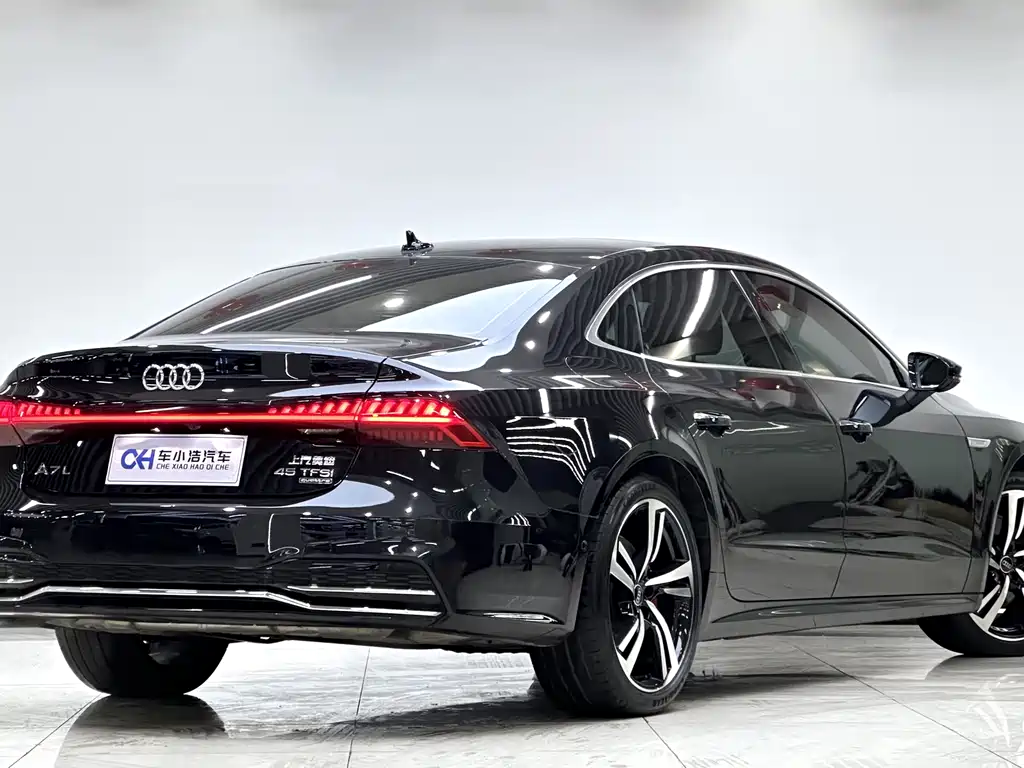 Audi A7L 2023 — фото 4