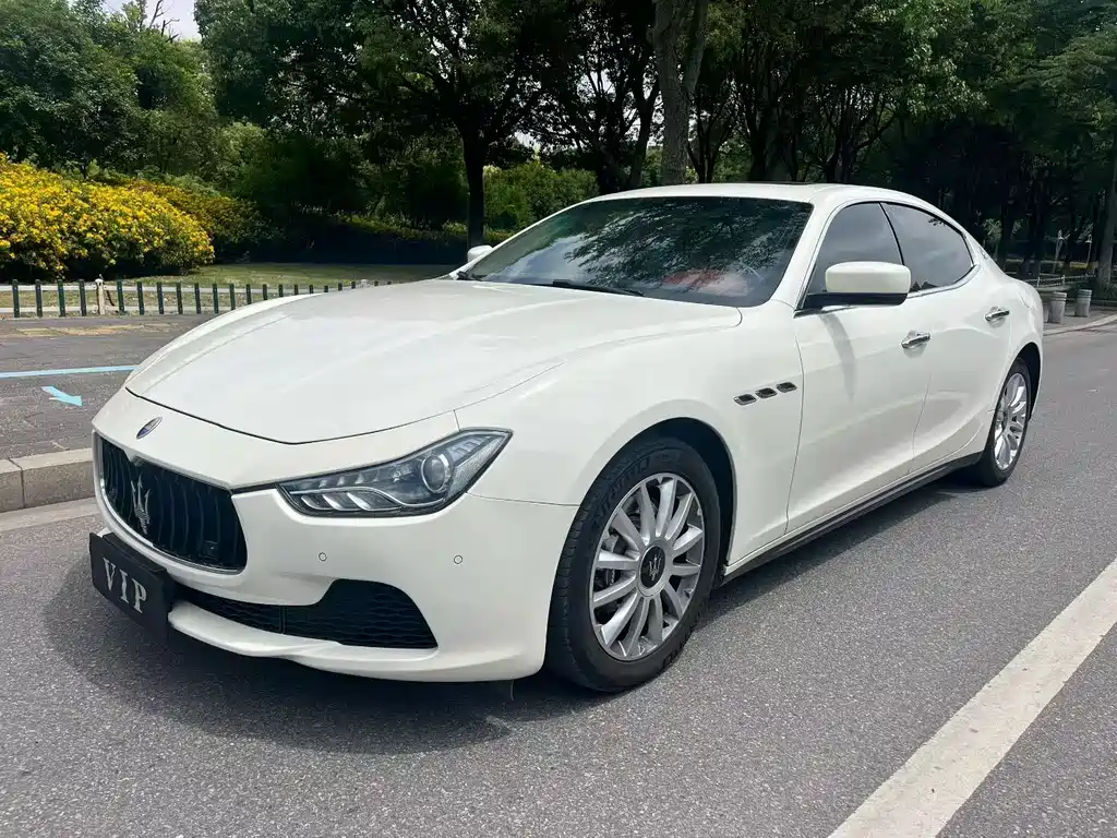 Maserati Ghibli 2015 — фото 1