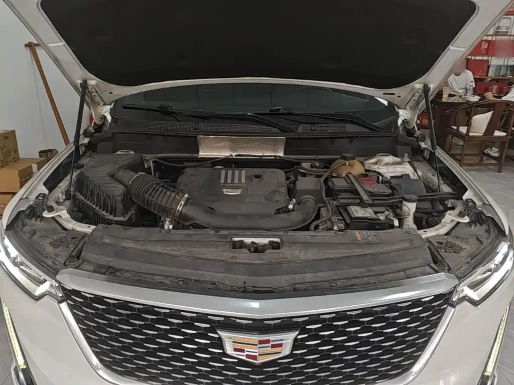 Cadillac XT6 2021 — фото 20