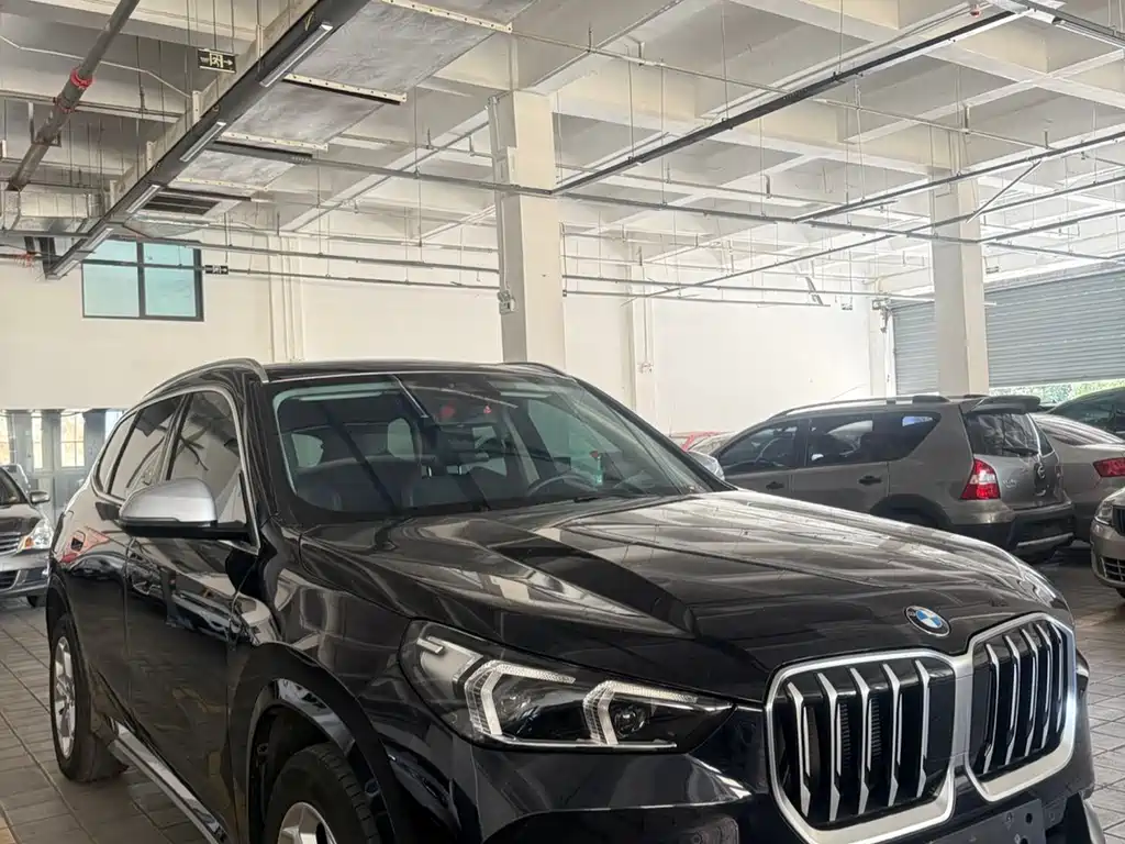 BMW X1 2023 — фото 3