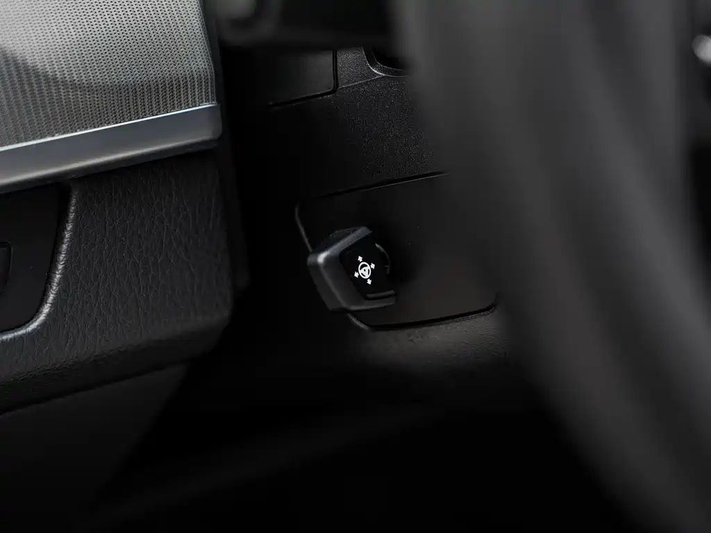 BMW M5 2012 — фото 38