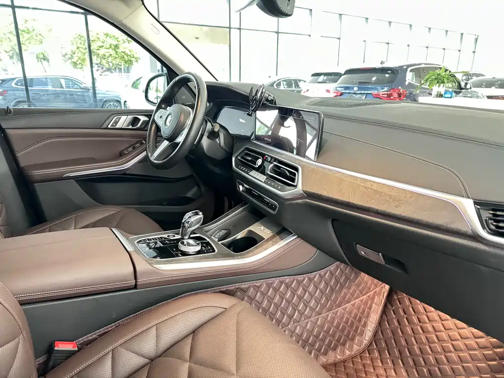 BMW X5 2023 — фото 10