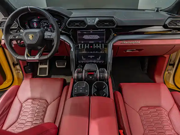Lamborghini Urus 2022