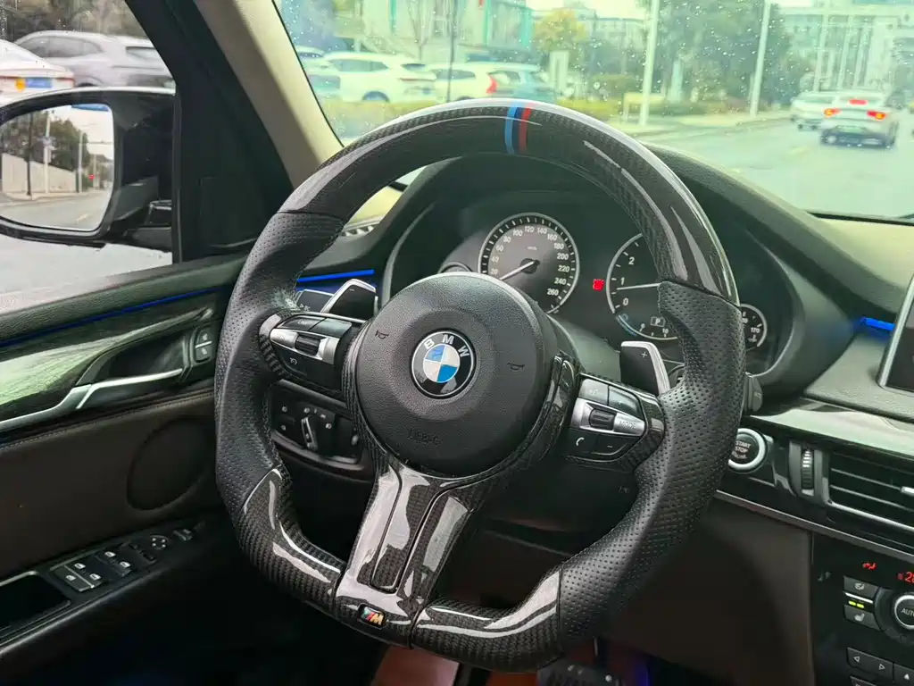 BMW X5 2015 — фото 15