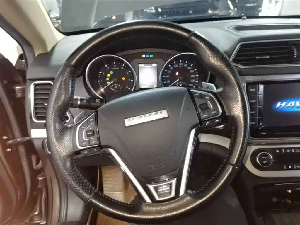 Haval H6 Coupe 2016 — фото 11