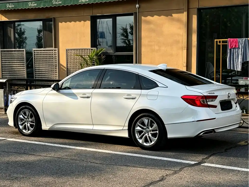 Honda Accord 2020 — фото 3