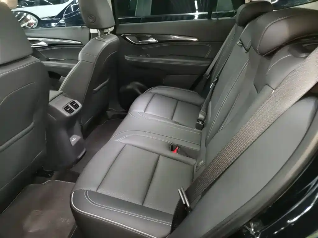Buick Envision Plus 2022 — фото 17