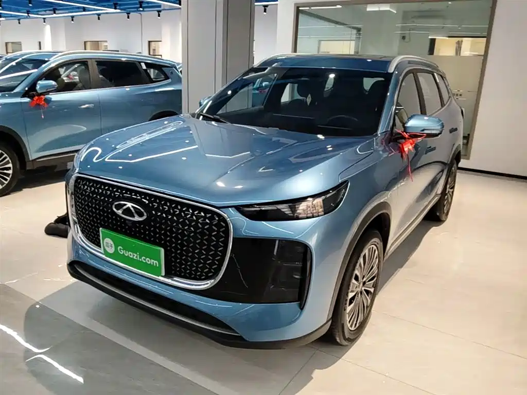 Chery Tiggo 8 PLUS C-DM 2025