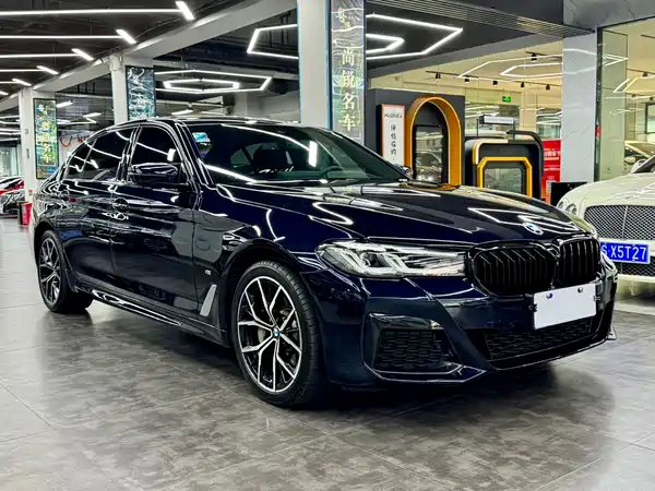 BMW 5 Series 2022