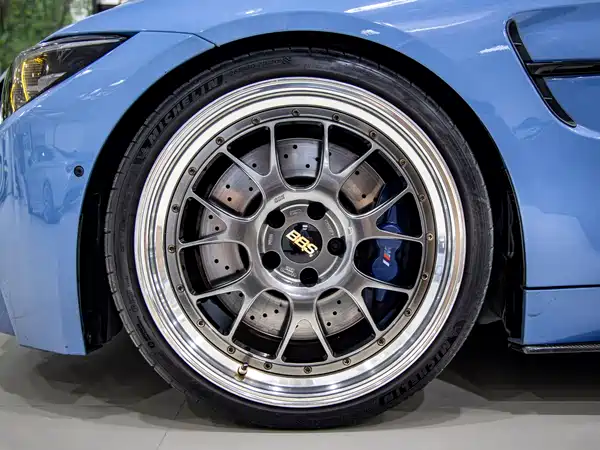 BMW M4 2019