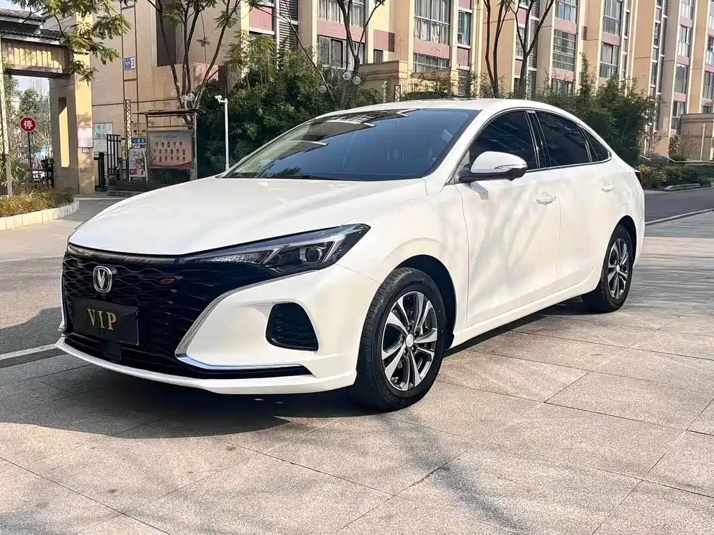 Changan Eado 2021 — фото 1