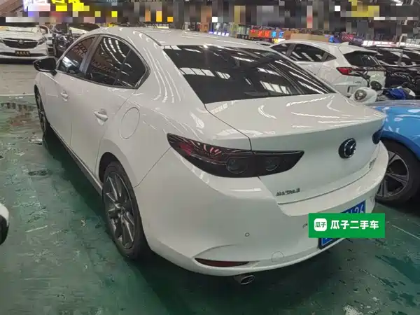 Mazda 3 Axela 2021